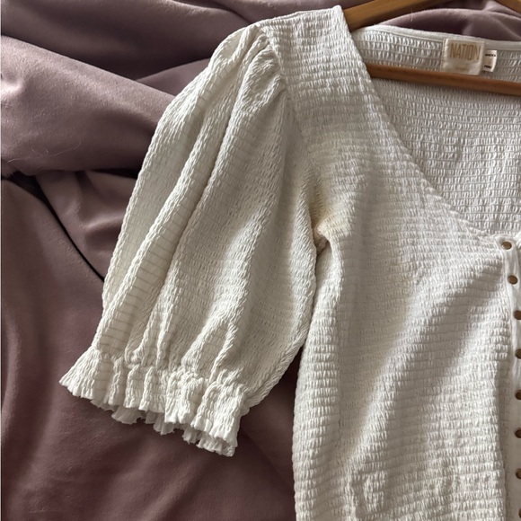 Nation Ltd Ladies White Top Popper Front Shirred Elastic Puff Sleeves Size S - Picture 2 of 9